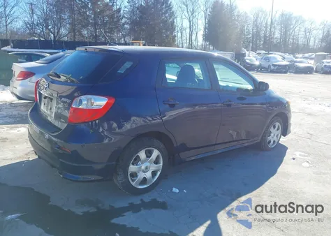 2010 Toyota Matrix S z USA, uszkodzony, nr VIN 2T1LE4EE7AC014401